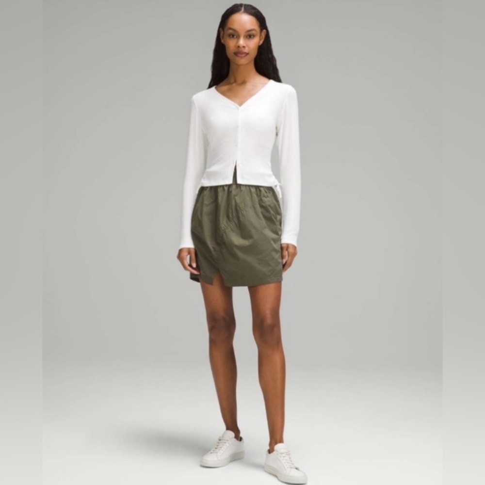 NWT Lululemon High-Rise Ruched Mini Skirt in Army Green